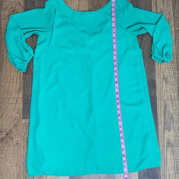 Green Mini Dress with Bow Back Sz Small - Picture 4 of 9